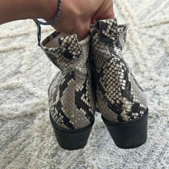 Paul Green snakeskin boots - Picture 4 of 5